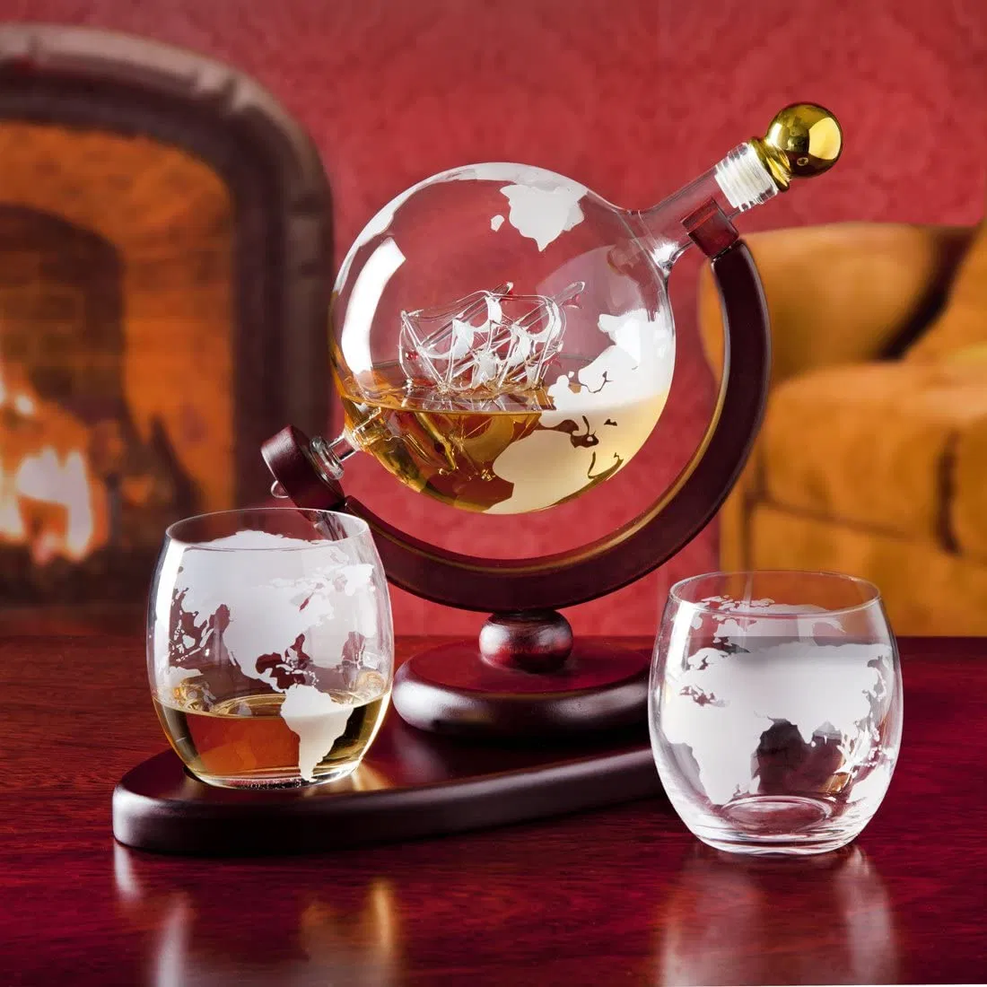 Whiskey Decanter Globe Set with 4 Etched Globe Whisky Glasses - for Liquor, Scotch, Bourbon, Vodka - 850ml
