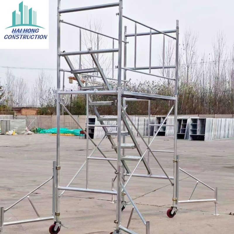 Adjustable Mobile Scaffolding for Various Construction Heights and Needs