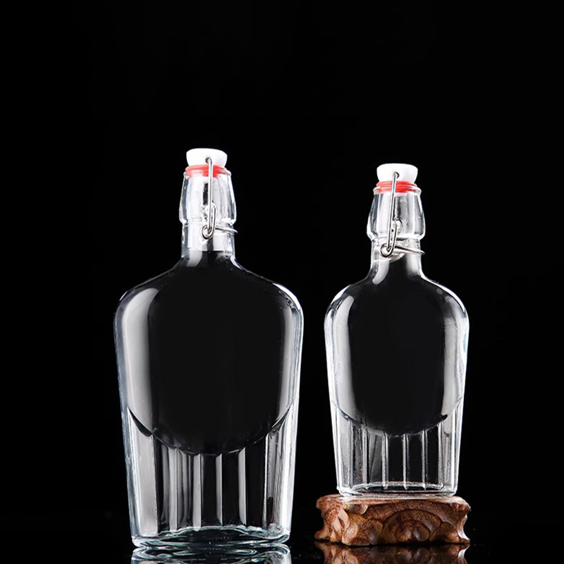 New Arrival Wholesale Custom Square 240ml 480ml Glass Whiskey Wine Bottle