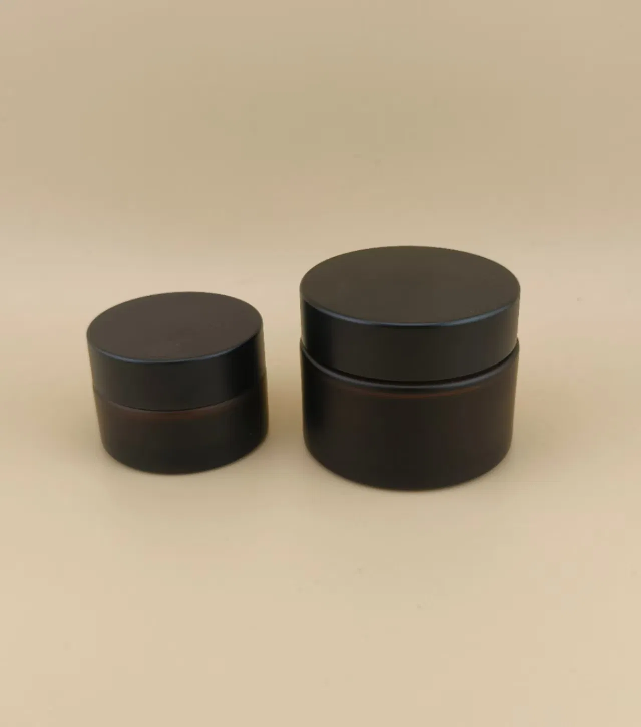 Nice Design Black Glasses Cream Jar with Screw Lid for Lotion
