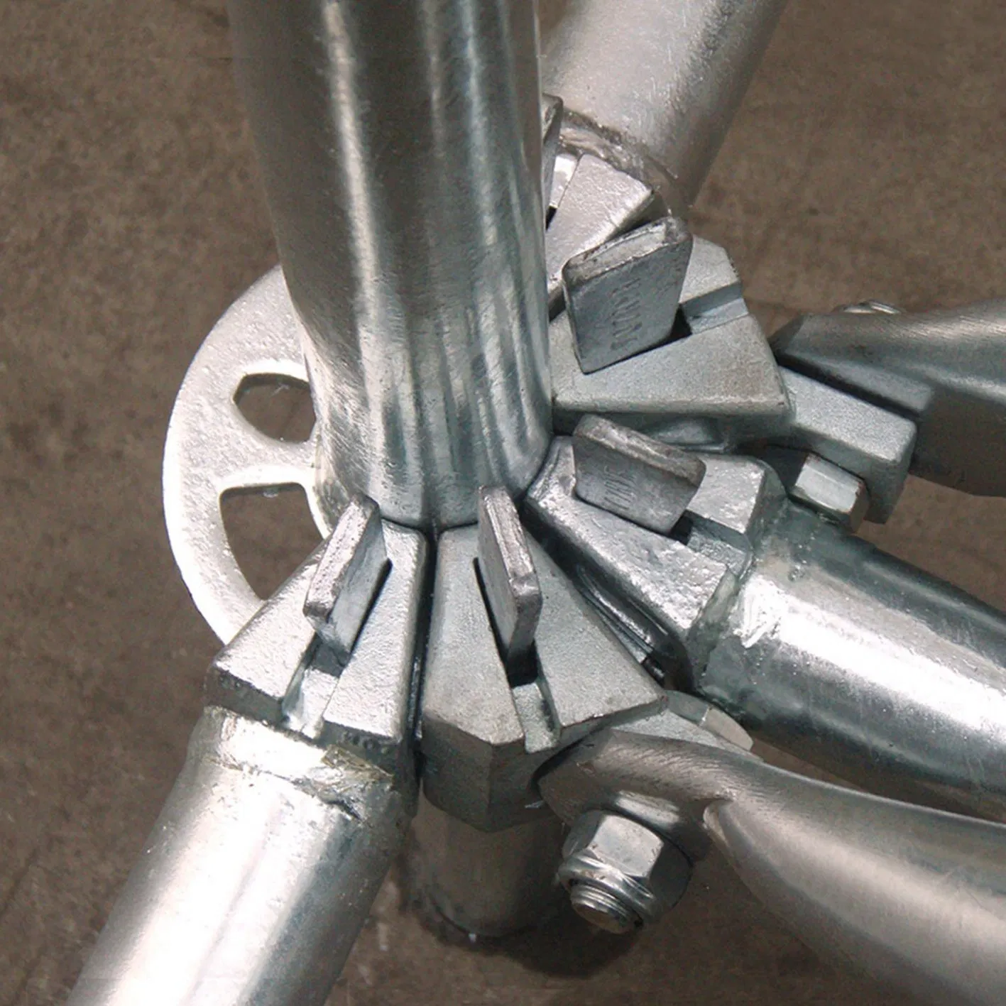 CE Certified Ringlock Scaffolding System/ Layher Multidirectional Scaffolding for Sale in En12811