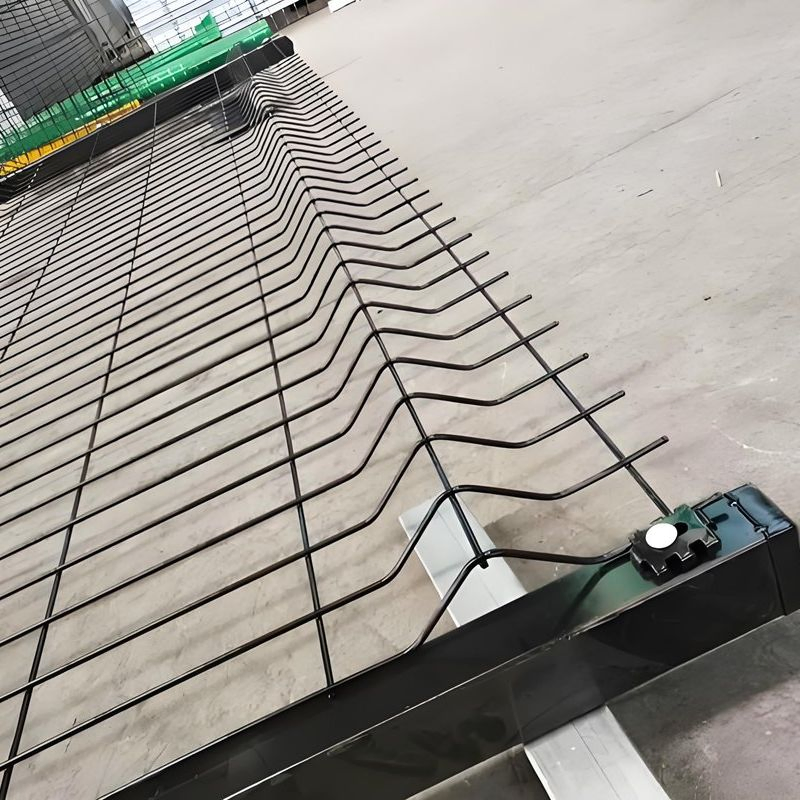 Durable 3D Curvy Road Guardrail for Enhanced Safety