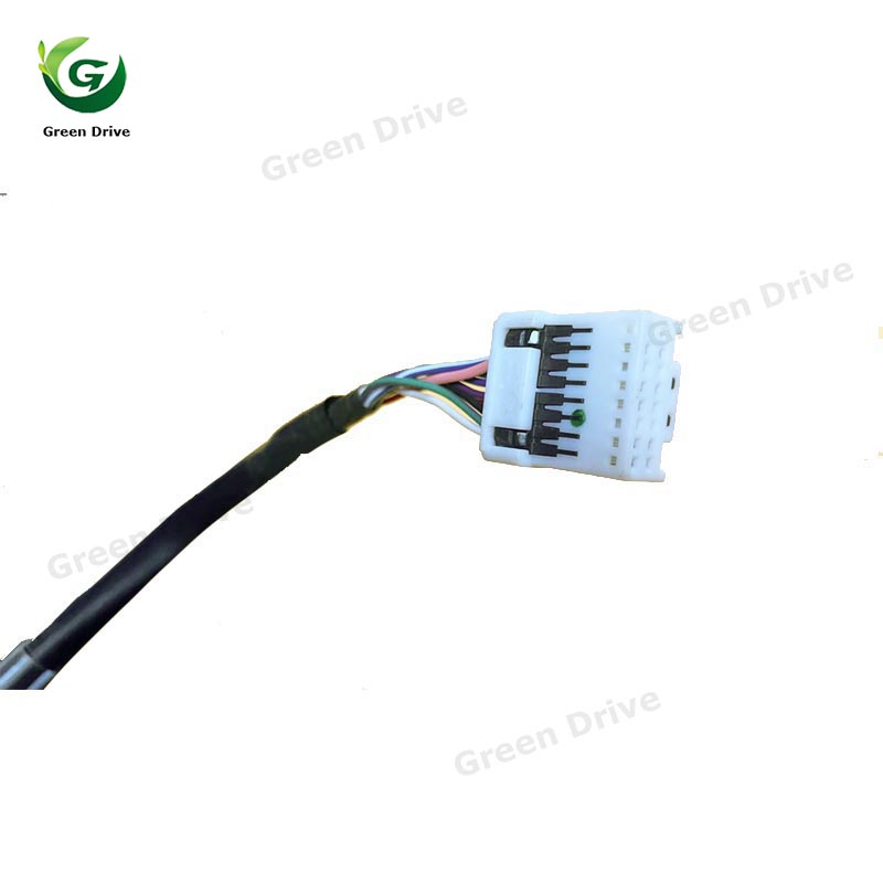 Левое боковое зеркало с камерой, светом и складыванием