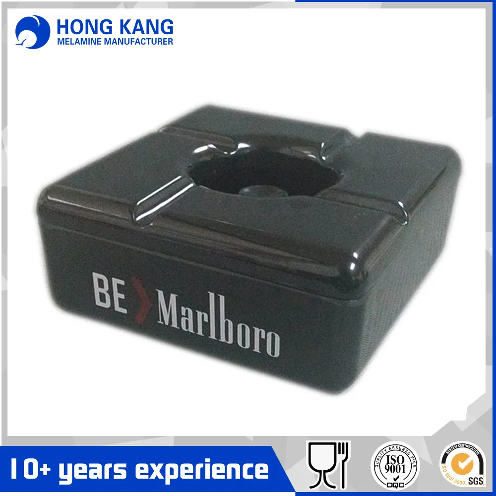 Passed Ce RoHS Square Blue Camel Ashtray with Lid