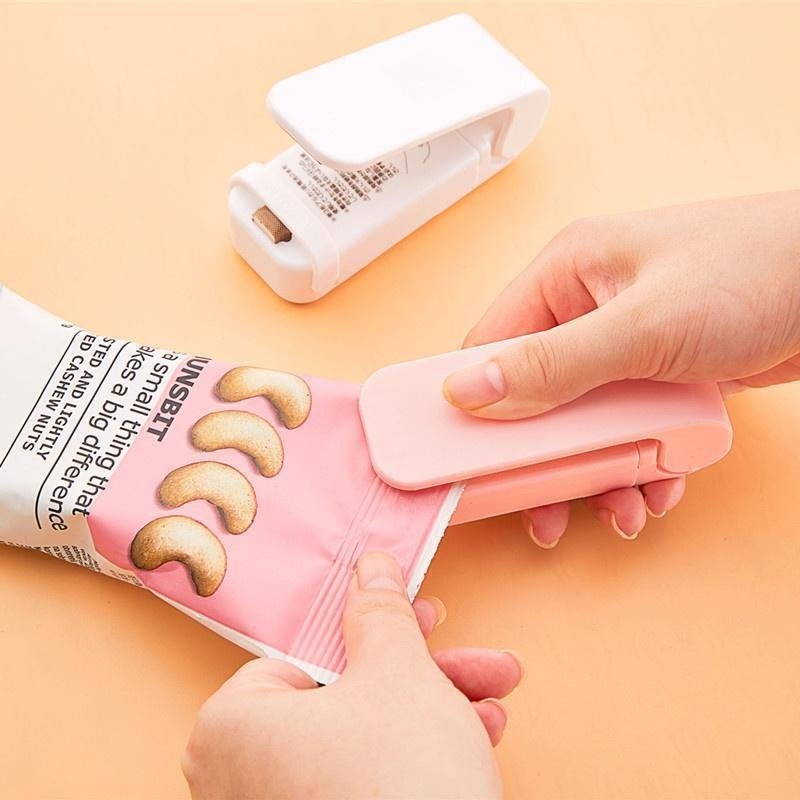 Food Snack Plastic Bag Hand Press Vacuum Sealers Mini Heat-Sealing Machines