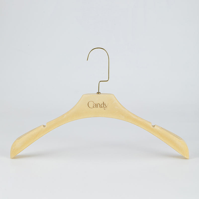 Wholesale Non Slip Clothes Velvet & Fabric Coat Hangers Velvet Suit Hangers for Clothing Store