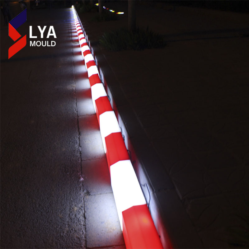 Night Sidewalks Illuminated Plastic LED Curbs Stone Lighting Kerbstone