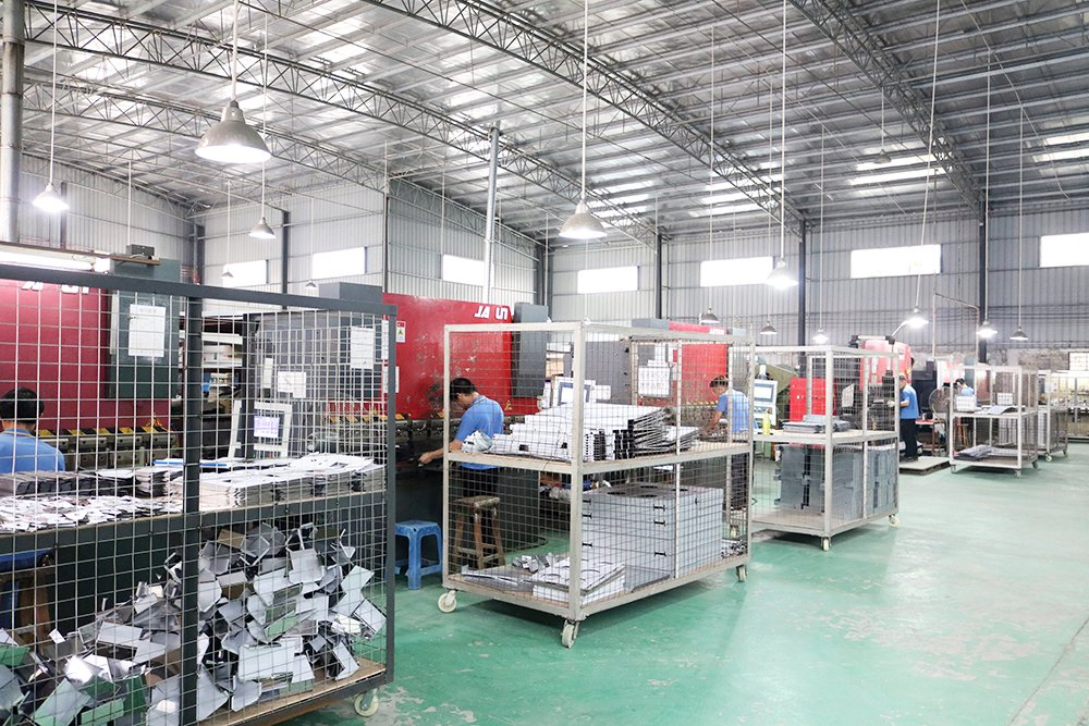 2-Deck Commercial Multi-Purpose Heavy-Duty Customized Working Bench Stainless Steel Kitchen Working Table