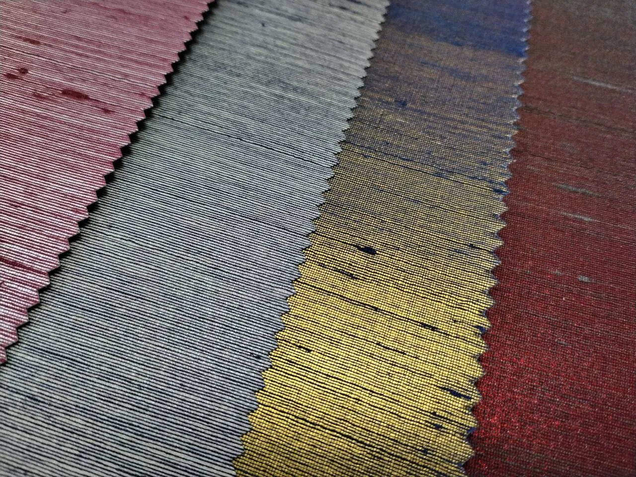 High Quality Hotel Project Luxury Luxurious Silk Decoration Wallpaper for Hotel Room