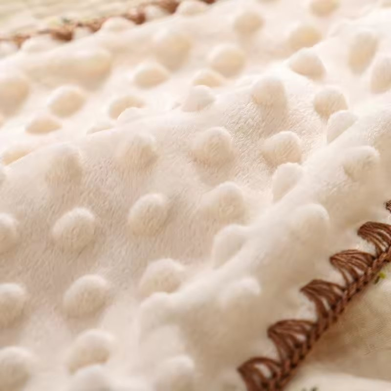 Customized 4 Layers Baby Muslin Soft Breathable Wrap Minky DOT Baby Blanket