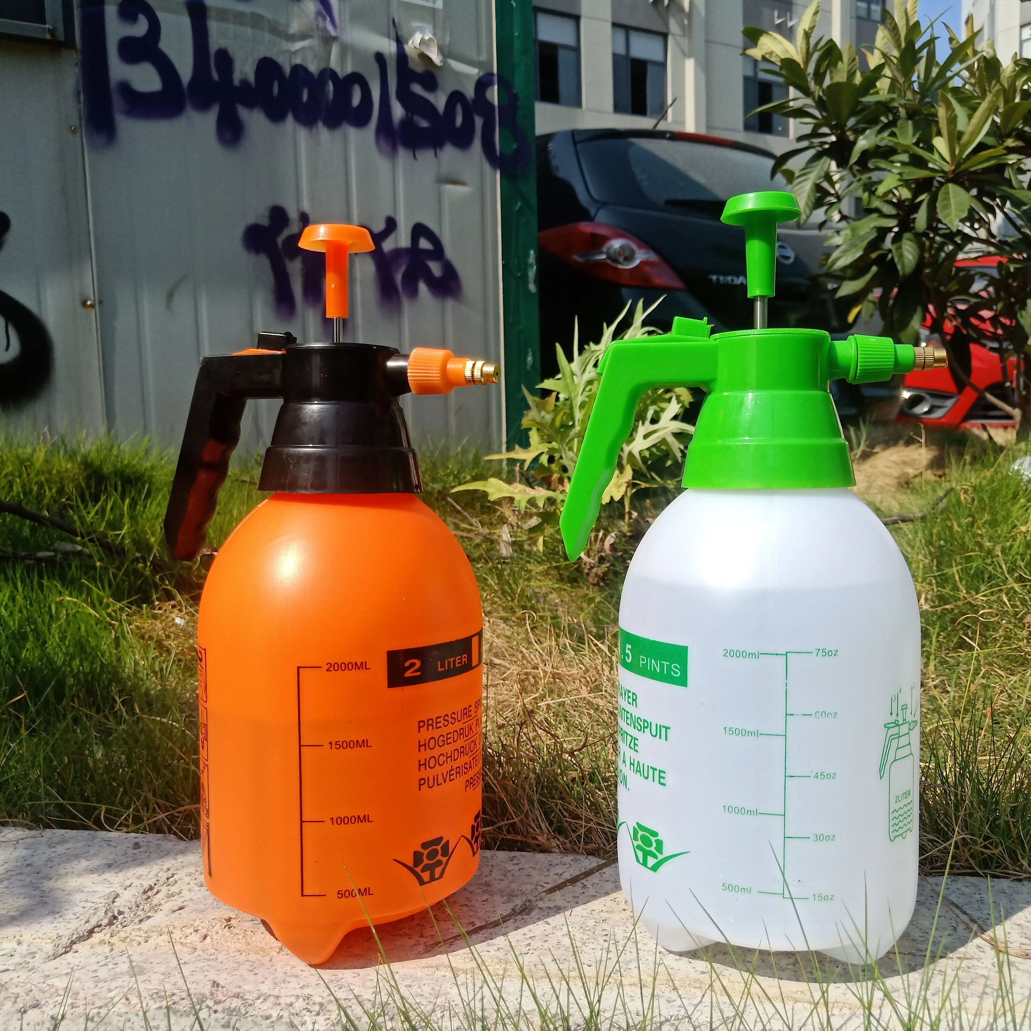 2L Pressure Garden Sprayer TM-02A Watering Can Mini Sprayer with CE