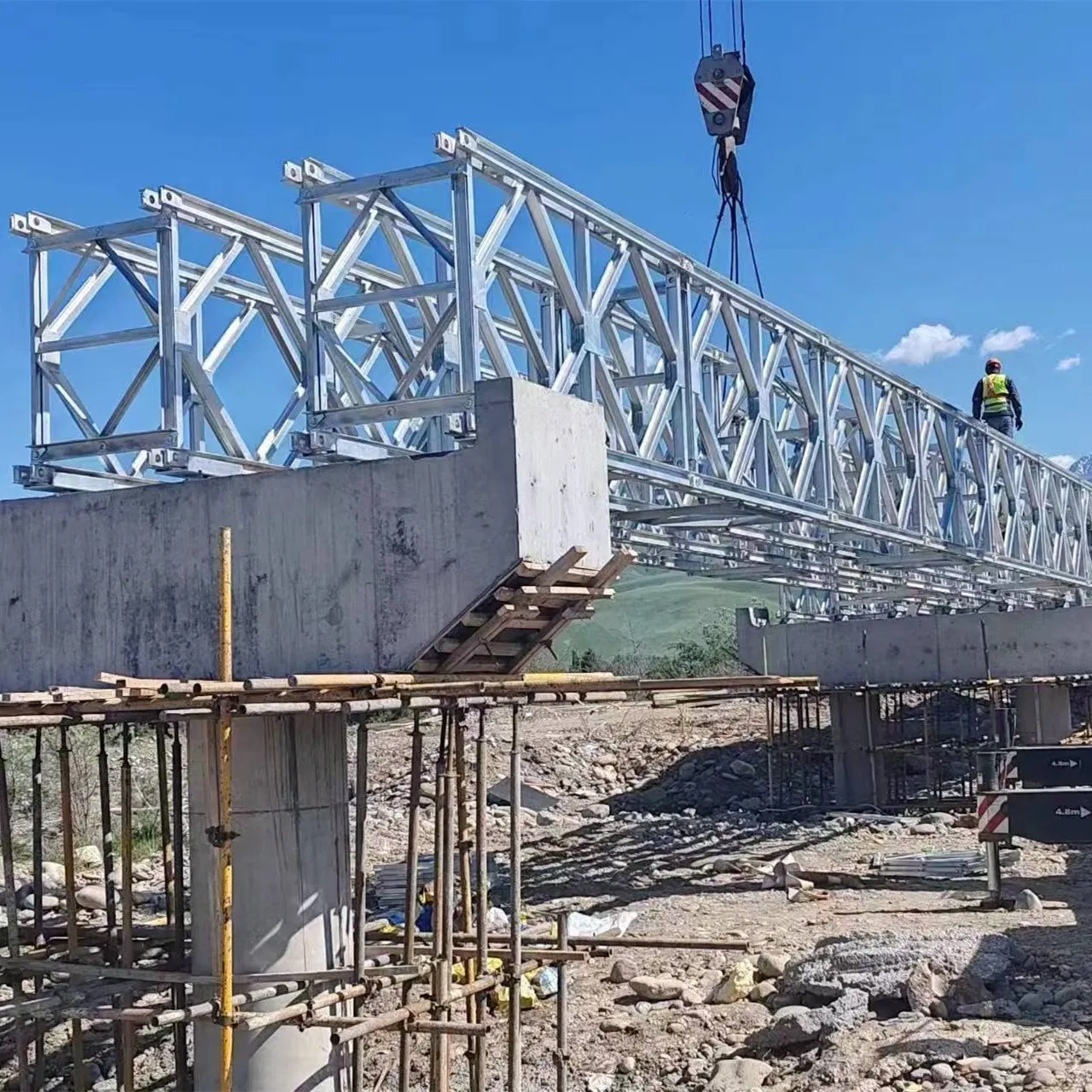 Galvanized Steel Pipe Bridge Steel Truss Bailey Bridge Cost Pre Fab Bridge