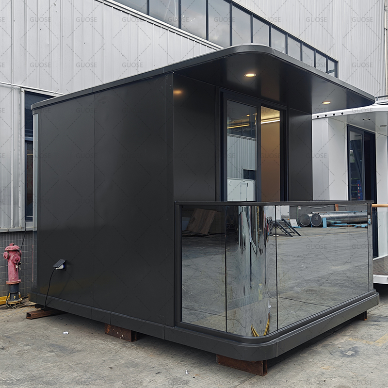 Luxury Pod Prefabricated Mini Steel Modular Space Capsule Home Tiny Portable Prefab Container Hotel House Modular Prefabricated House