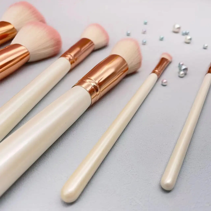 6 PCS Soft Bristled Comprehensive Makeup Brush Set for Loose Powder Highlighter Blush Eyebrow Lip Eye Shadow Makeup Tools