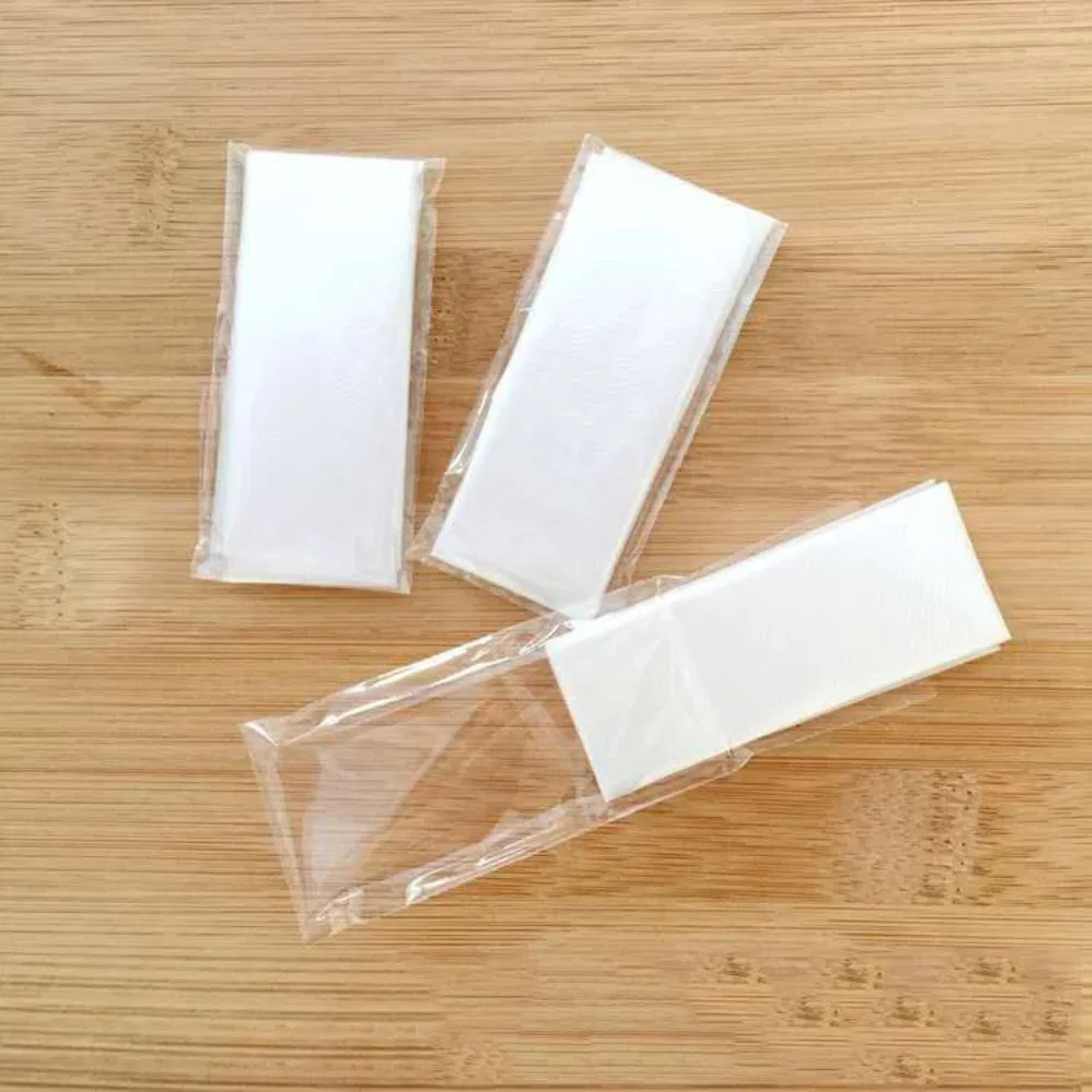 Effective Protection Hand Gloves Disposable Plastic Vinyl PE Gloves Suppliers PE Gloves in Bag