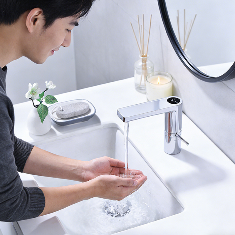 Manufacturer Supplies Brass Chrome Mixer Digital Display Bathroom Grifo White Basin Faucet