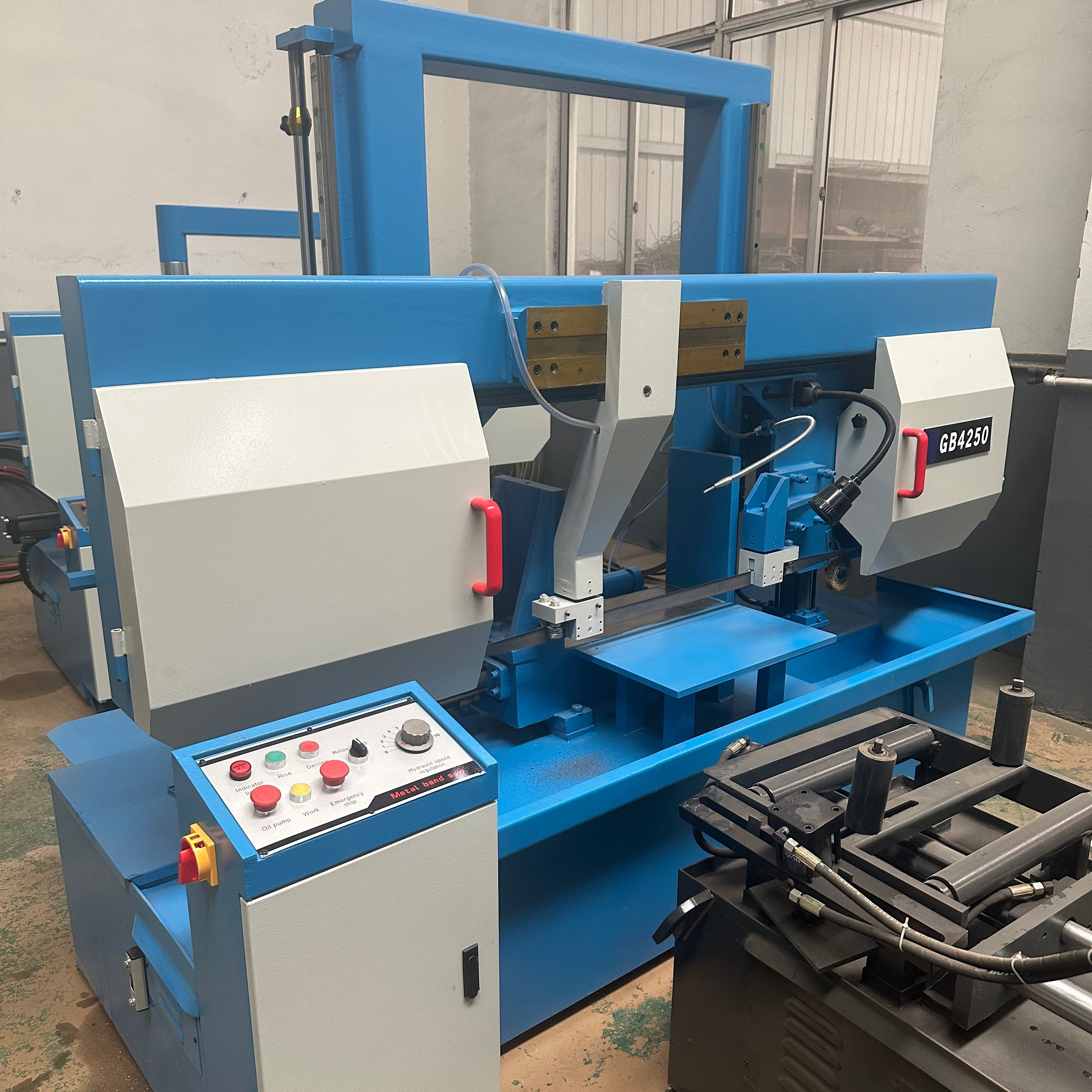 Станок ленточнопильный горизонтальный по металлу GB4250