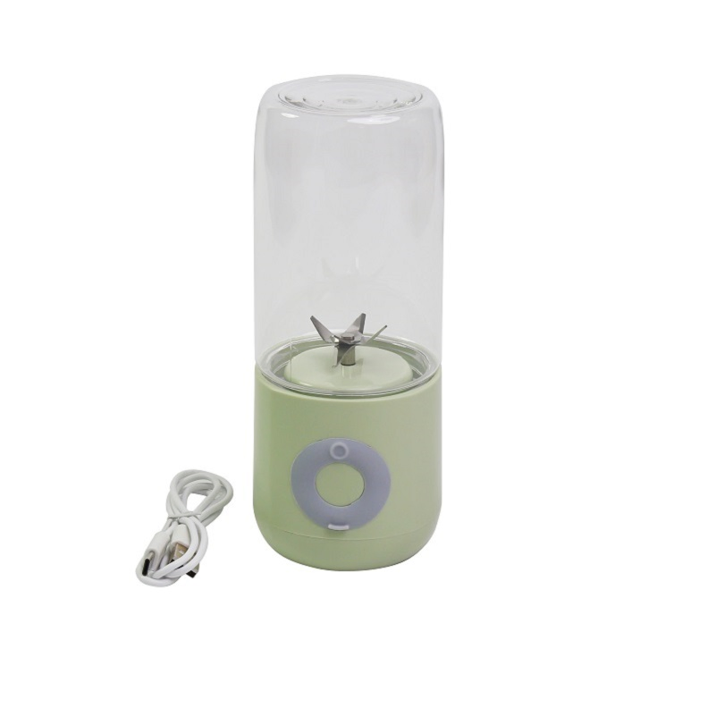 Wholesale Portable Rechargeable Small Household Juicer Machine