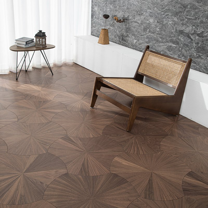 Паркетная доска Лотос 600x600 мм, орех