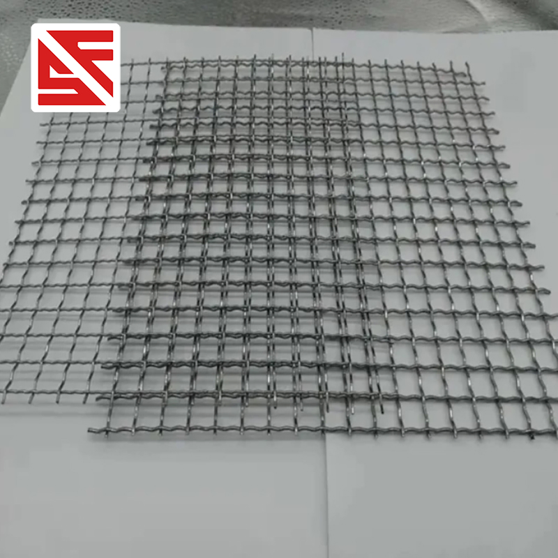 Animal Rural Farm Hot Dipped Galvanized Steel Wire Mesh Fence Wire Mesh