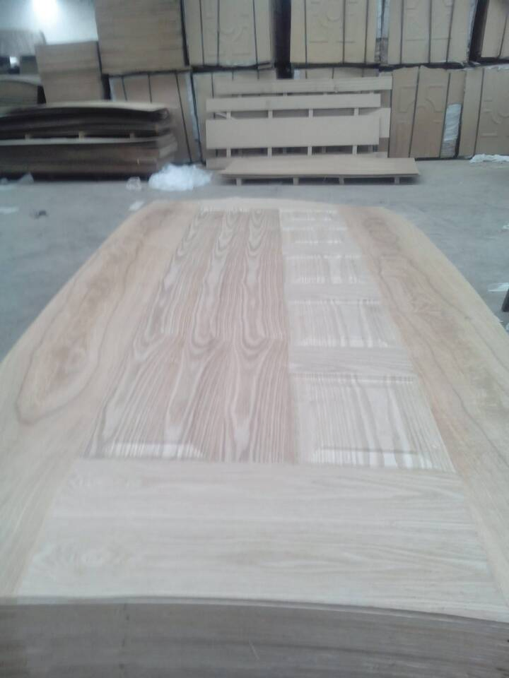 Chinese Ash Veneer HDF Door Skin for Home Door