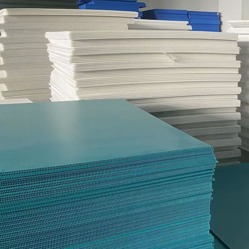 Durable Corrugated Plastic Boxes for Safe Shipping Solutions