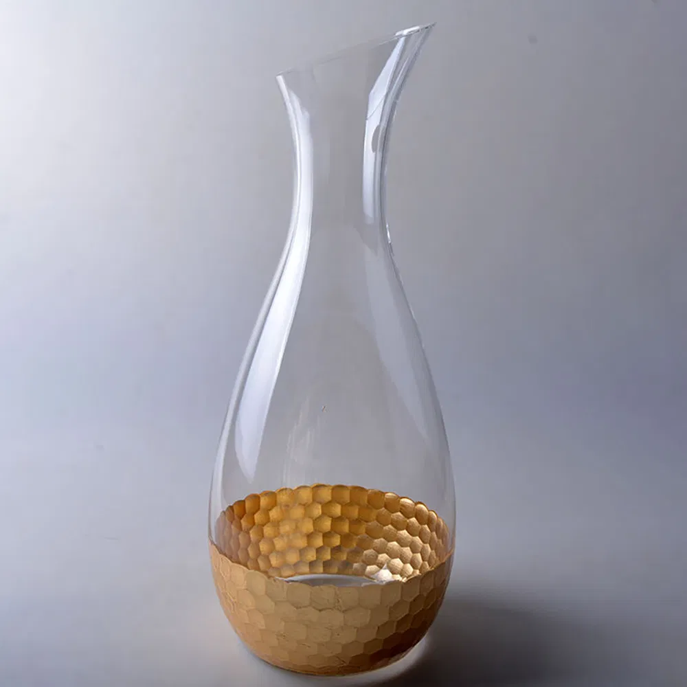 Кристальный диспенсер для вина с золотым покрытием