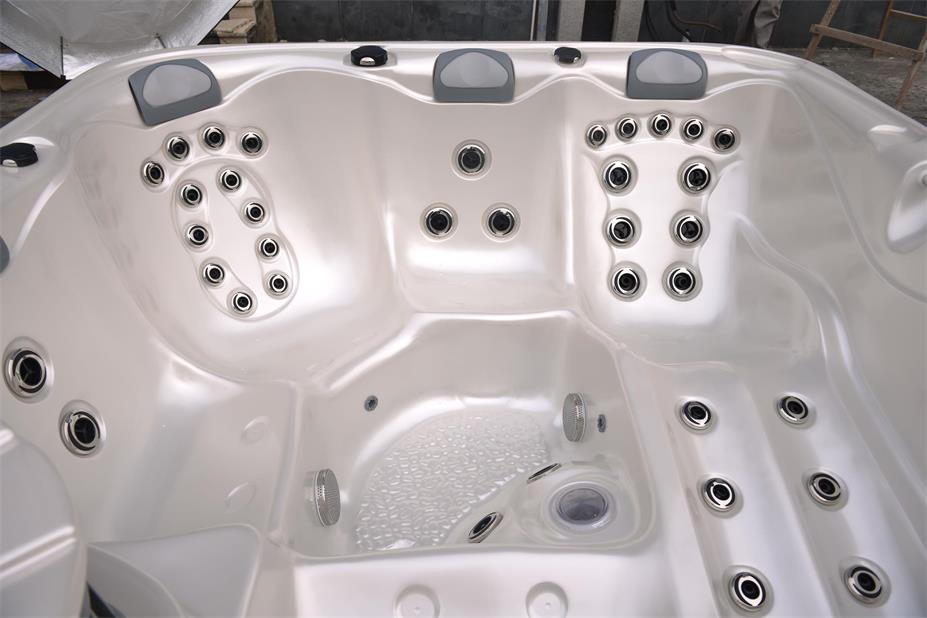 Угловая СПА кабина Hottub с гидромассажем