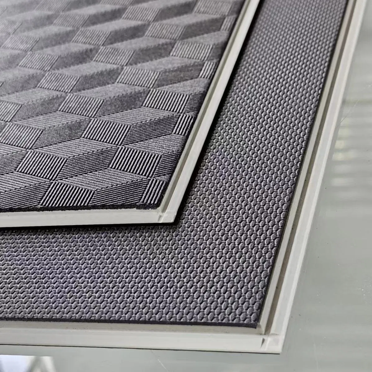 Durable 1500*230mm Fireproof Spc Vinyl Flooring for Indoor