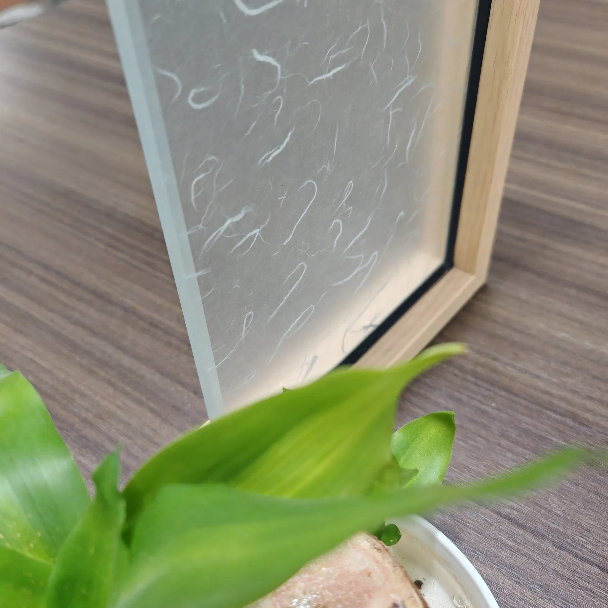 Customizable Size and Shape Patterned Artistic Decorative Wired Glass Laminated Glass