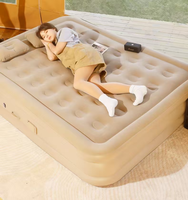 Матрас надувной автоматический со встроенным насосом портативный