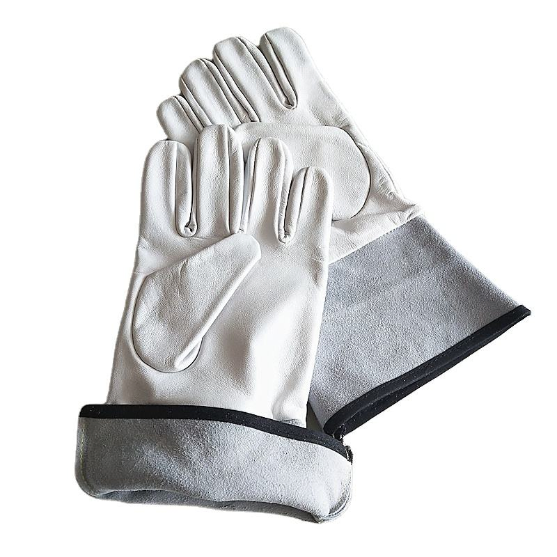 Premium Heat Resistant Cowhide Mitts for BBQ and Kitchen
