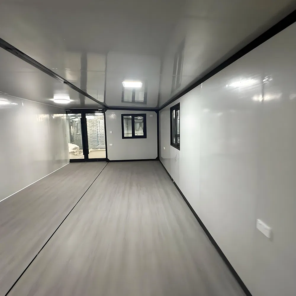Factory Direct Sales Mobile 20FT 40FT 2-4 Bedrooms Luxury Tiny Home Expandable Container House Prefabricated House Foldable House Mini Modular Homes