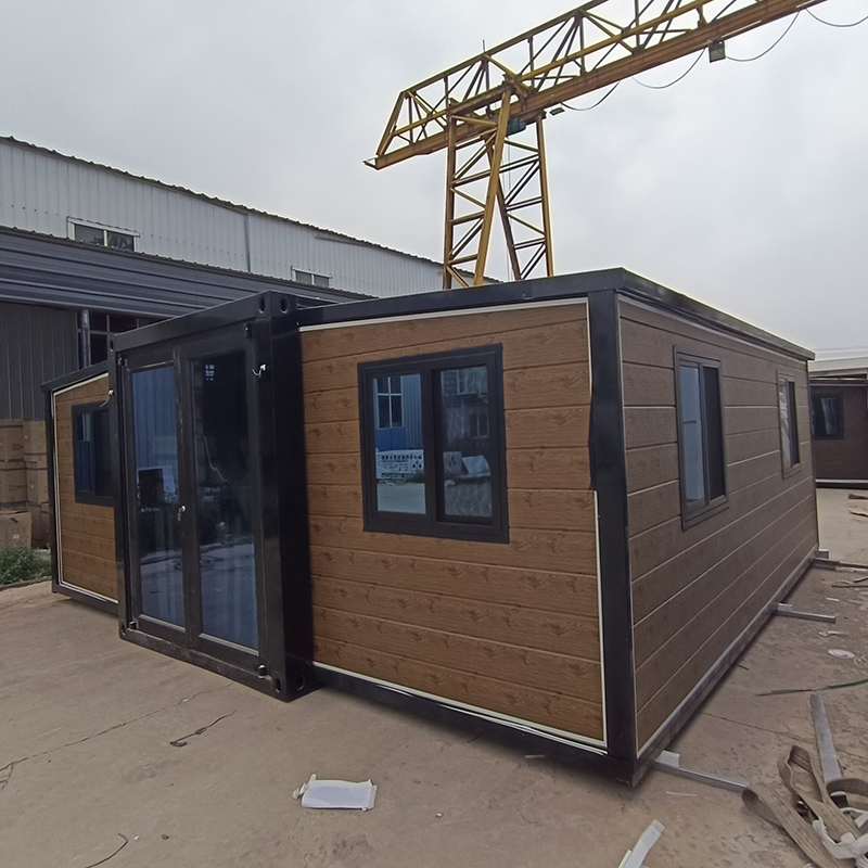 Prefabricated House Tiny House Apple Cabin Three Bedroom with Kitchen