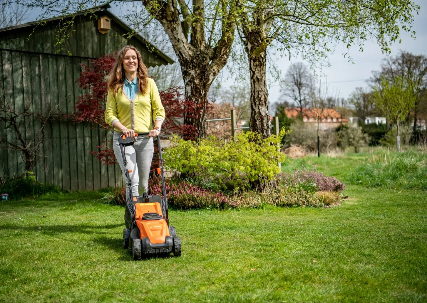 Durable Plastic Cutting Deck Weather Resistant Garden Lawn Mower-Lm C32A