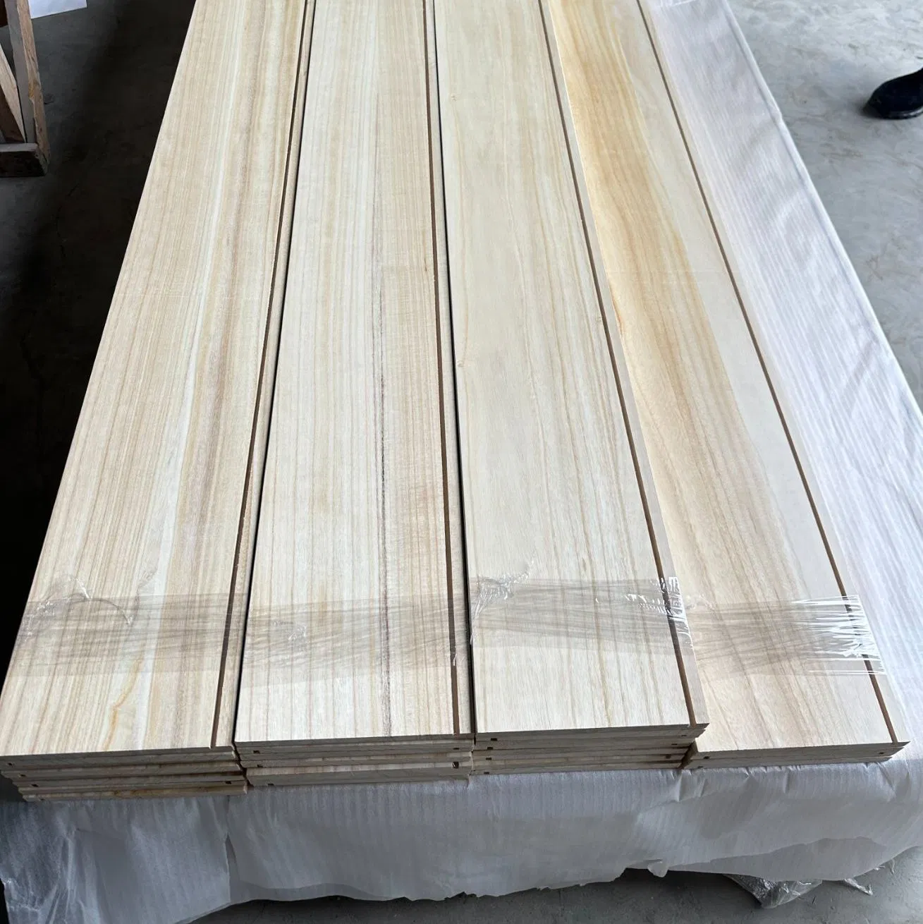 Wholesale Paulownia Wood Plank for Drawer Board Ab Grade Paulownia Lumber Wood Solid Drawer Board