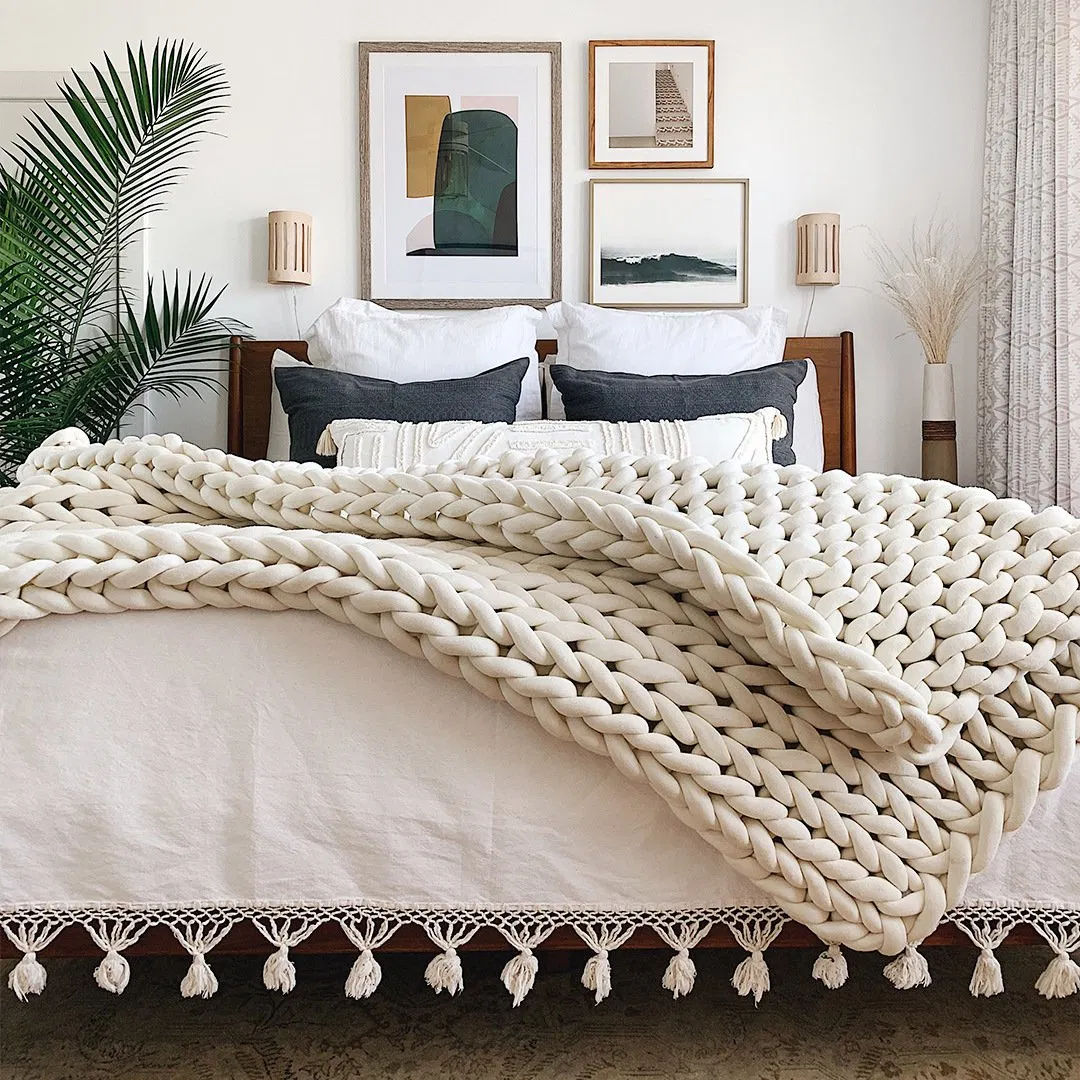 Hand Made Soft Fluffy Yarn Big Knitted Throw Blankets, Chunky Cable Knitted Weighted Sofa Bed Blanket