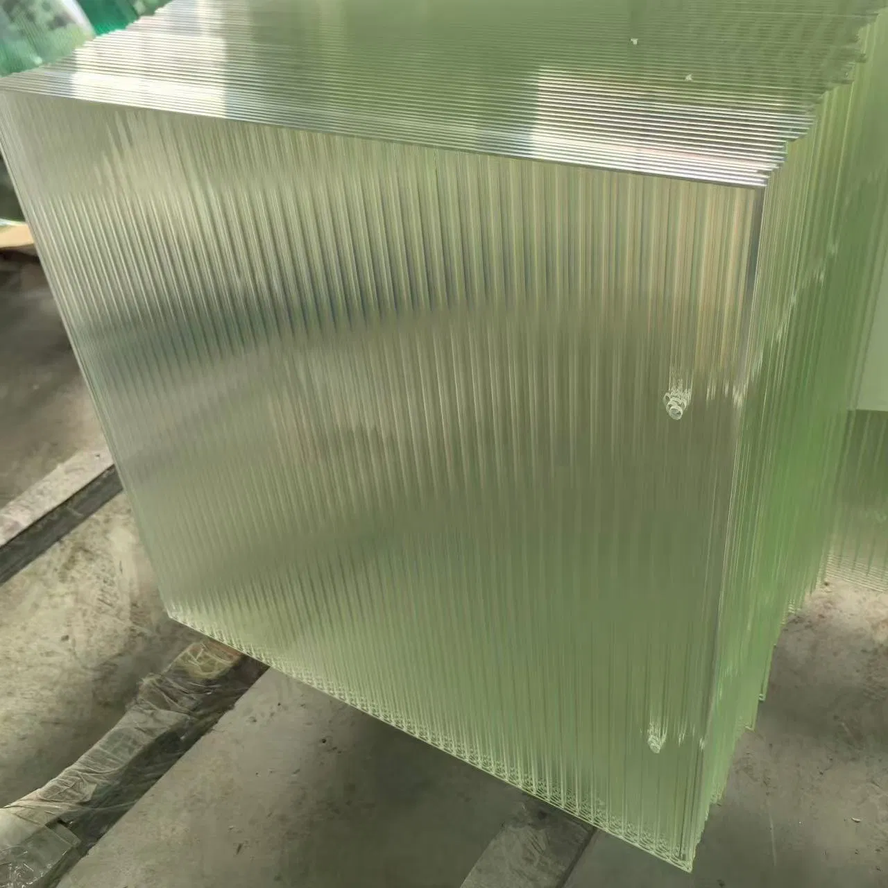 Decorative Transparent Tempered Ribbed Reeded Moru Wave Fluted Glass/Art Figured Textured Sheet Glass/Pattern Glass Panel