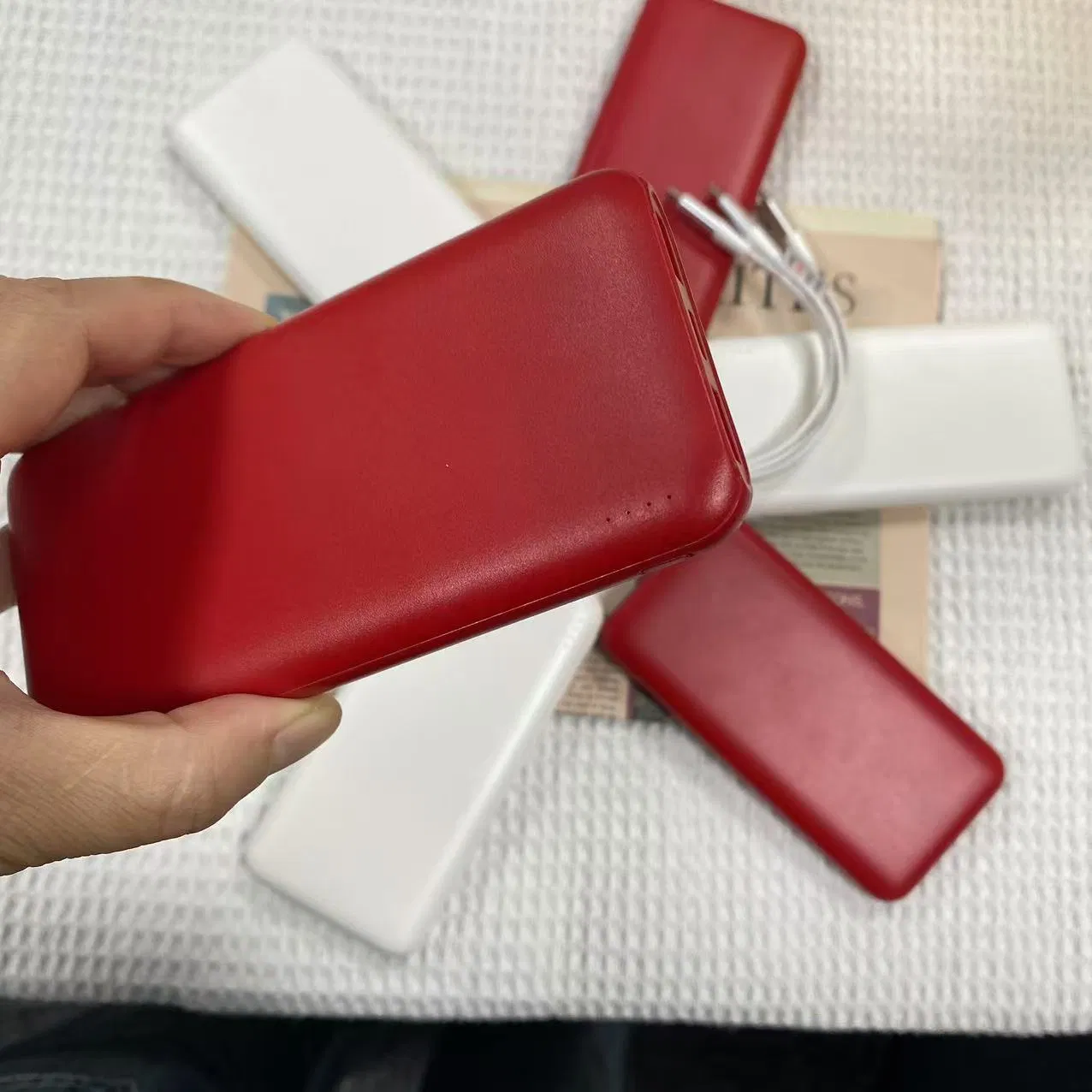 Hots Sale 10000mAh Mini 5 Power Banks Station Custom Logo OEM Gift USB Fast Charging Power Bank From China