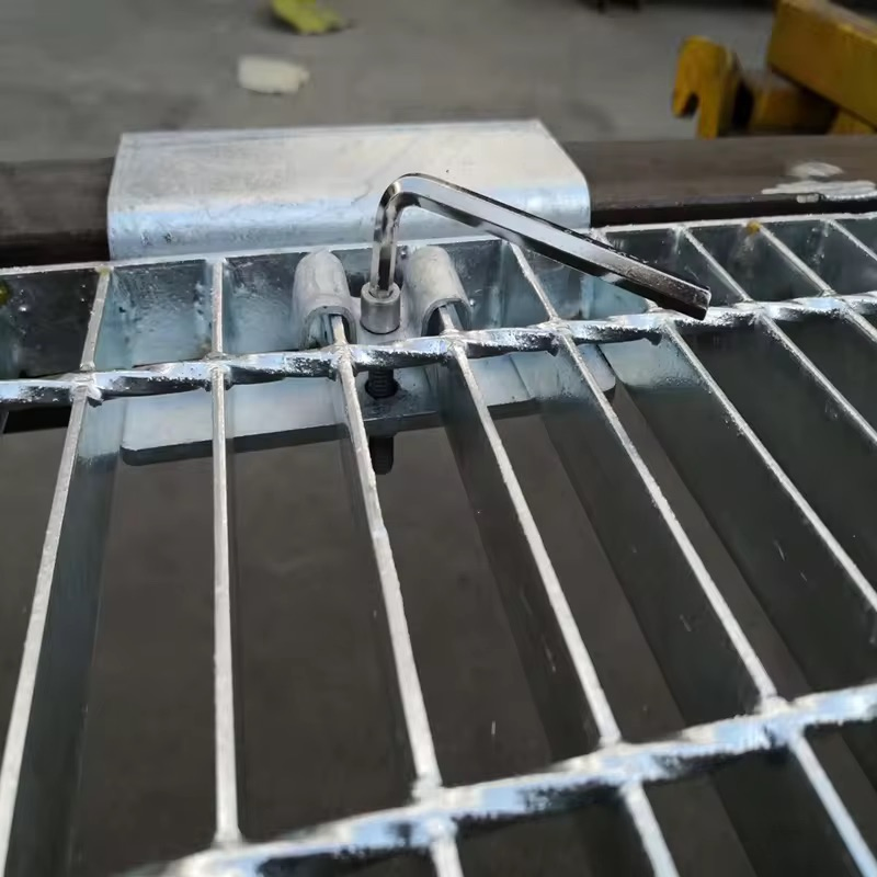 Galvanized Steel Grating for Driveway and Walkway Use