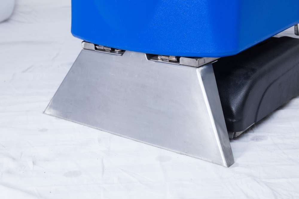 Multifunction Three-in-One Carpet Cleaning Machine for Hotel