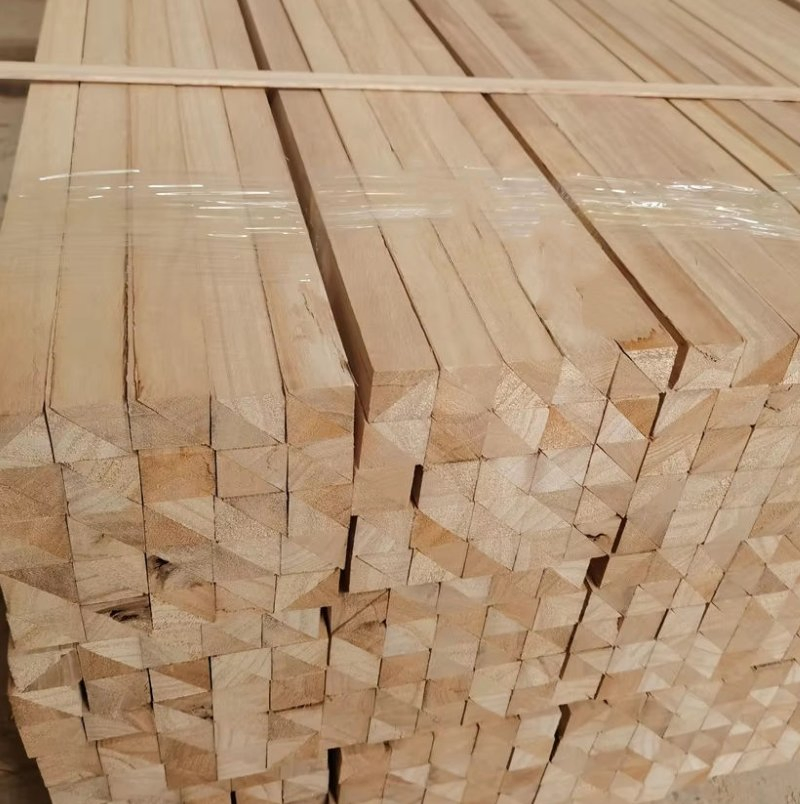 Hot Selling Solid Wooden Triamgle/Square Battens