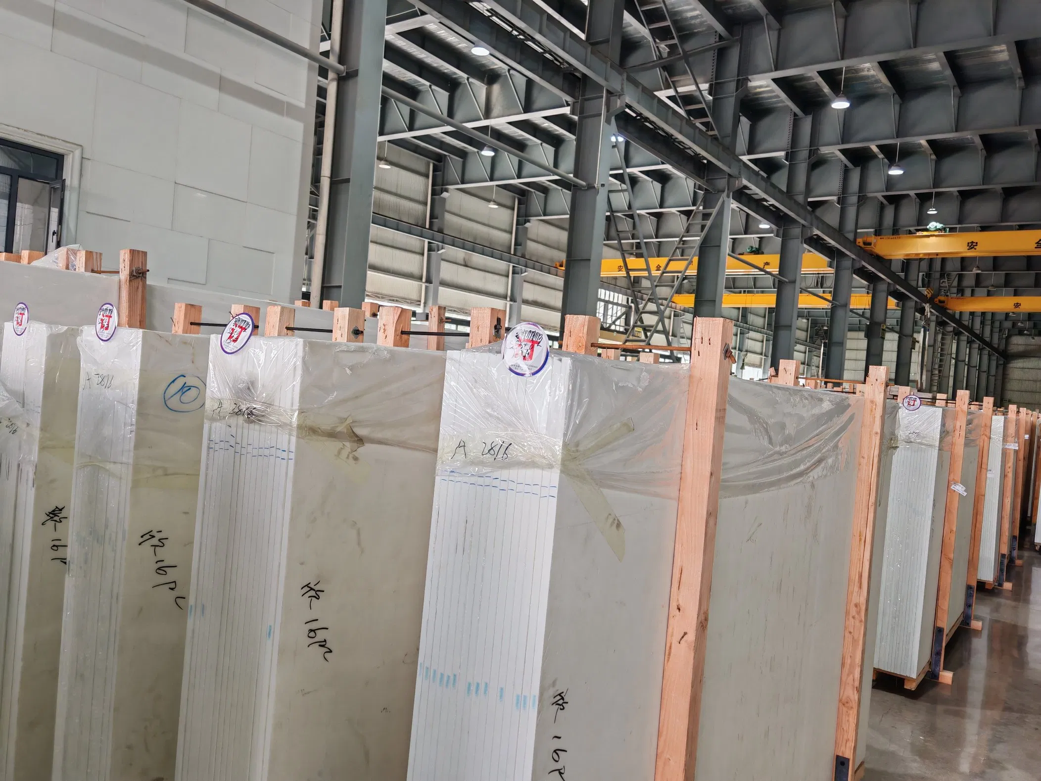 Pure White Artificial Glass Stones Nano Micro Crystallized Slabs Polished for Project Customized