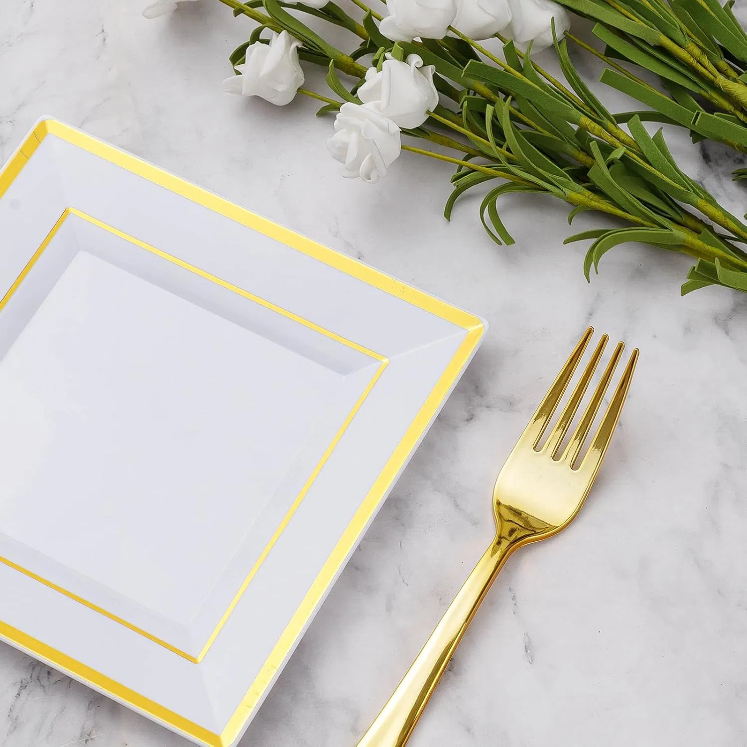 Elegant Gold Square Disposable Dessert Plates for Parties