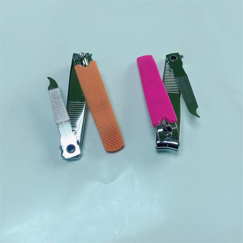 Advertising Promotion Gift Manicure Toe Nail Clipper Cutter with Soft Silicone Cover Sleeve Handle