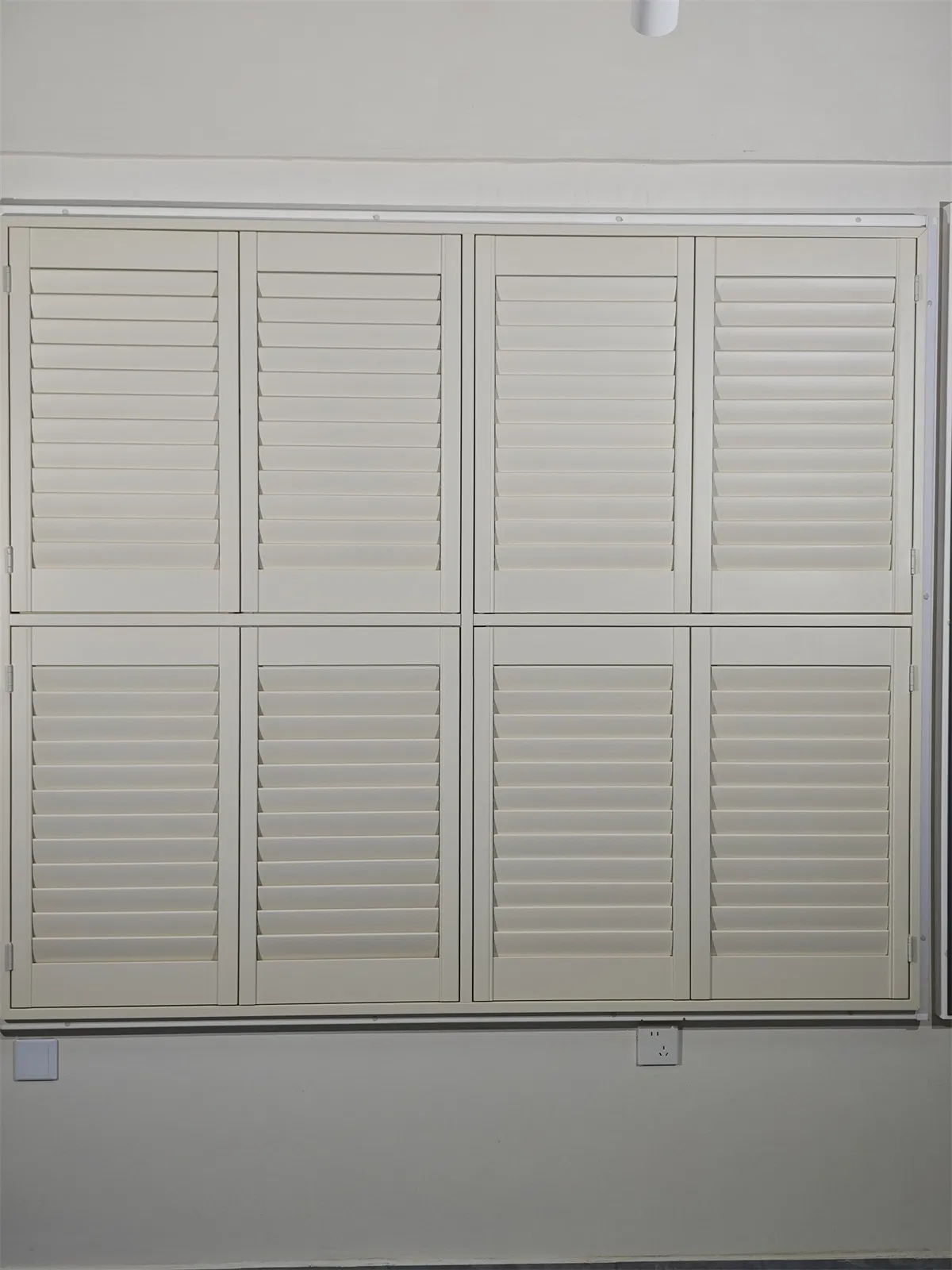 Basswood Shutters 3.5'' Louvers, 3.0'' Louvers, Plantation Shutters for Home Decoration Factory Price