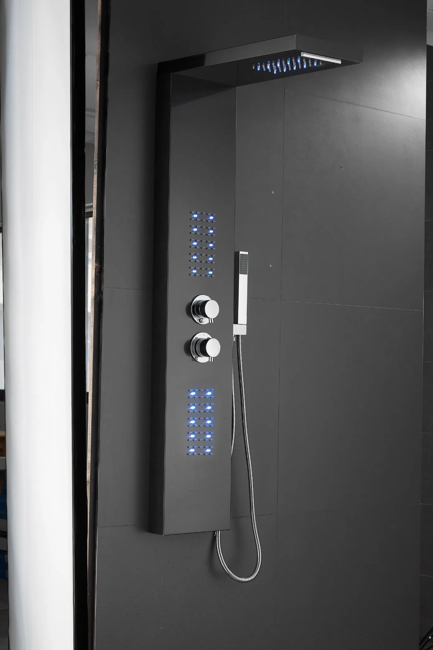 Stylish Sanitary Shower System with Luxury Bathroom Shower Panel