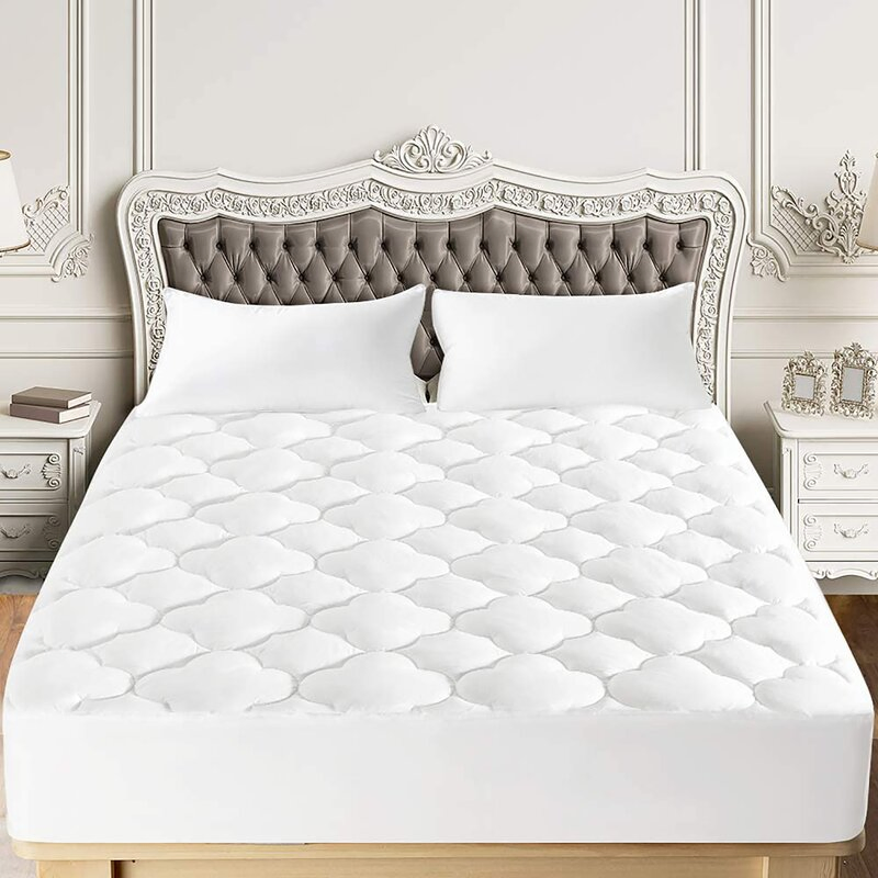 Square Quilted White Waterproof Mattress Protector