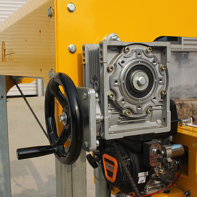 Ленточная пила по дереву горизонтальная портативная JR1000D