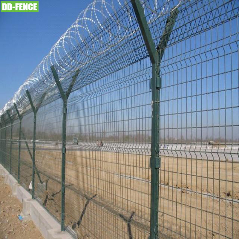 Wholesale Barbed Fence Welded Razor Barbed Wire Mesh Fence 3D Bending Airport Fence
